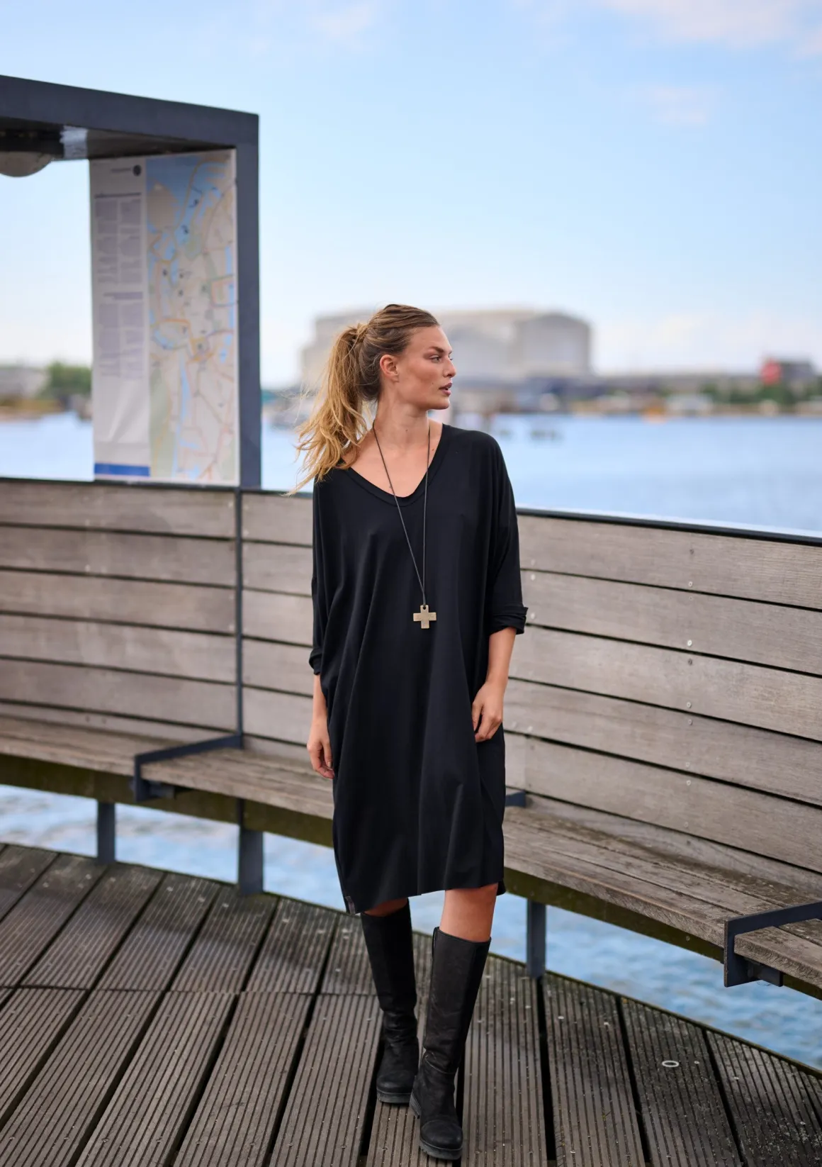 KLEID OVERSIZE